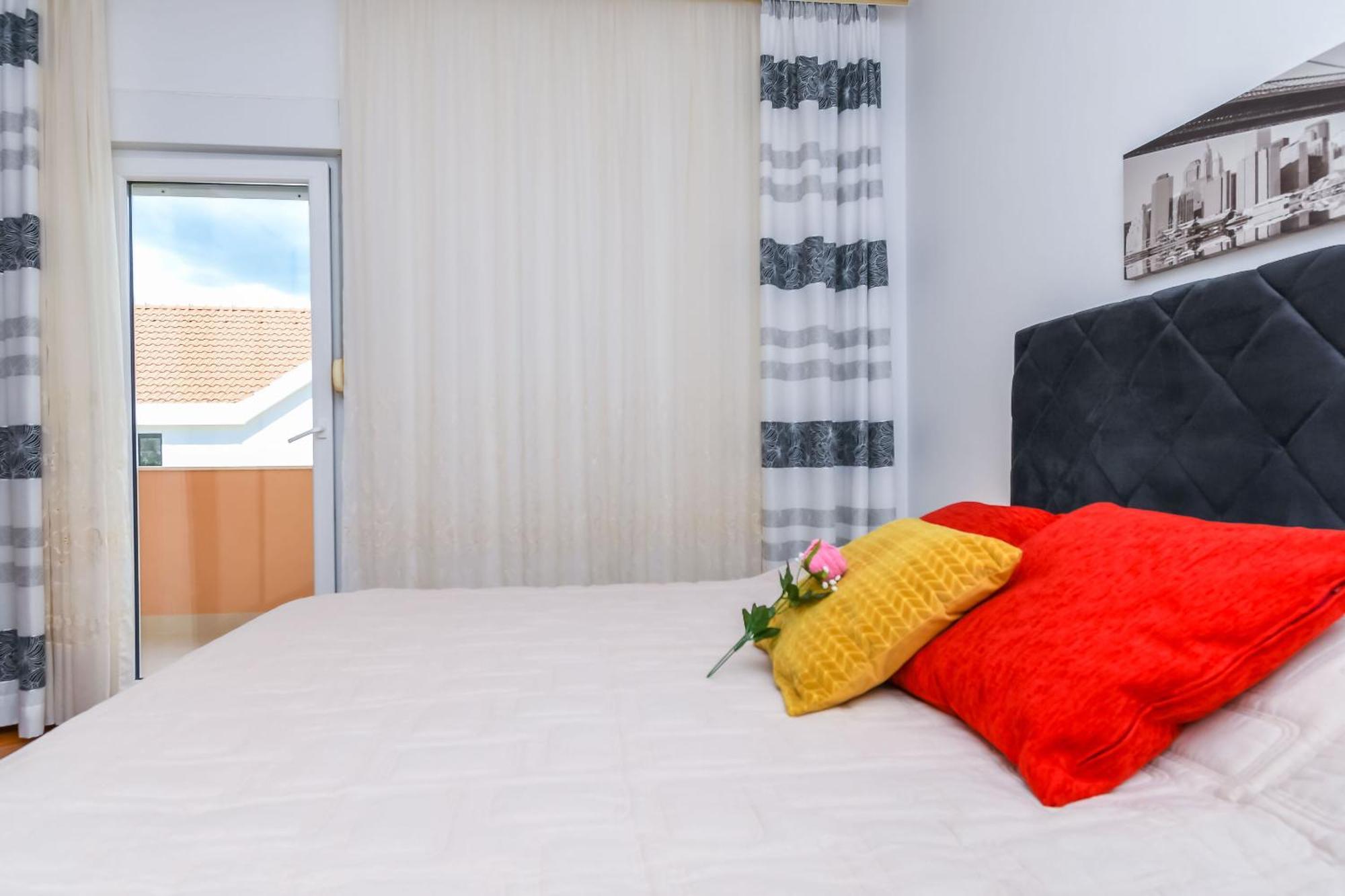 Apartments Tonka Округ-Доньи Экстерьер фото