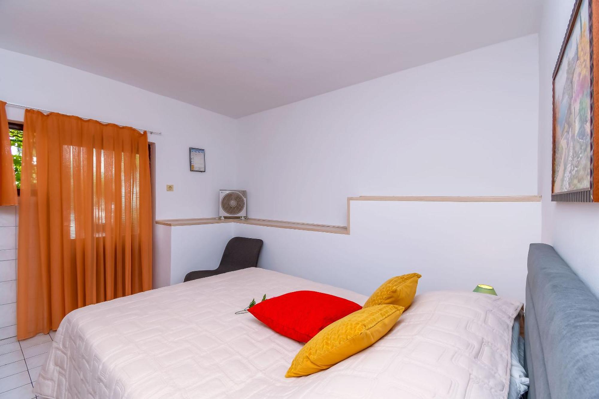 Apartments Tonka Округ-Доньи Экстерьер фото